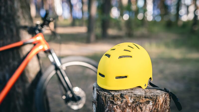 Kask rowerowy – jak wybrać odpowiedni?